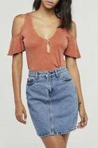  Jet Stream Cold Shoulder Top