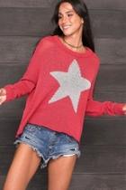  Star Slouchy Sweater