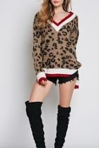  Fuzzy Leopard Sweater