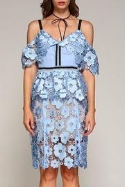 Lace Cold-shoulder Dress