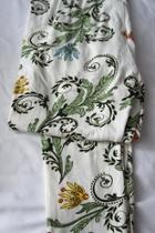  Scrolling Leaf Leggings