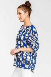  Vase Print Blouse