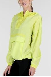  Pullover Windbreaker