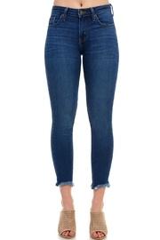  Hem-destruction Skinny Jean
