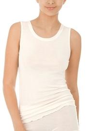  True Confidence Tank