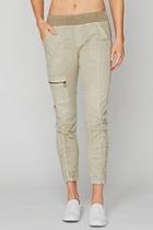  Ruched Ankle Pant