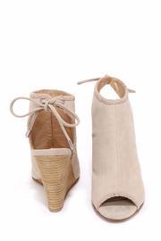  Larox Wedge Bootie