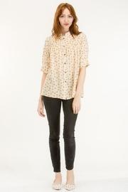  Flower Button Top