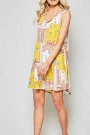  Sleeveless 70s Dress
