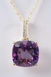  Diamond And Amethyst Solitaire Necklace Pendant 18 Yellow Gold Chain Cushion Cut February Birthstone