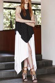  Black And White Long Top