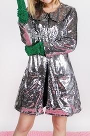  Dâ Silver Coat