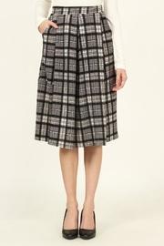  Plaid-pleated Pocket Midi-dress