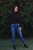  Victoria Ruffle Blouse