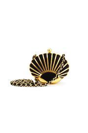  Shell Shaped Clutch