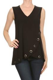  Uneven Grommet Tank