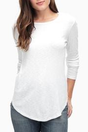  White Simple Tee
