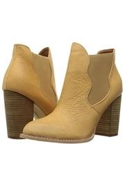  Zealous Bootie