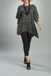  Abstract Tunic