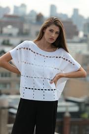  Block Pierced Crop Pullover