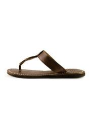 Tudor Slipper