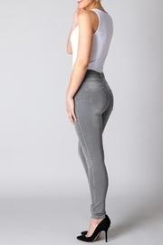  Grey Slimming Jeans