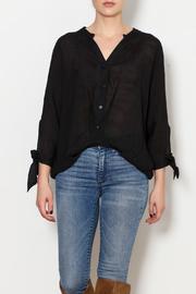  Button Down High Lo Top