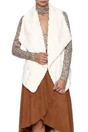  Cordova Vest