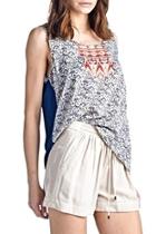  Sleevless Pattern Top