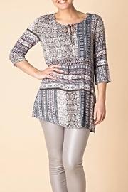  Borderline Prarie Tunic Top