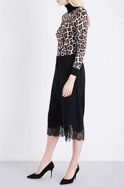  Lace-hem Crepe Culottes