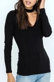  Black Choker-neckline Top