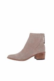  Cassius Heeled Bootie