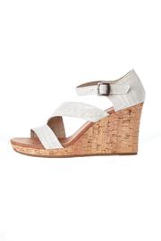  Clarissa Linen Wedge