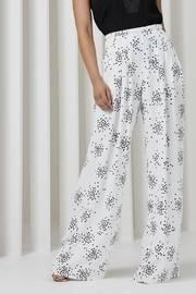  Different Light Pant
