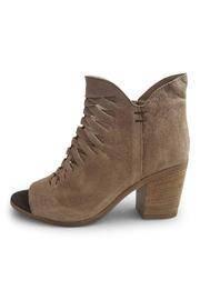  Flamenco Peep-toe Bootie