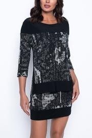  Frank Lyman Tunic Dress