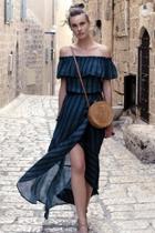  Stripe Off-the-shoulder Dress
