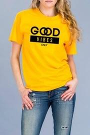  Good Vibes Only-tee