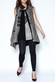  Optical Print Vest