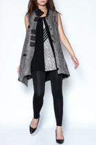  Optical Print Vest