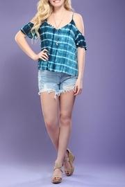  Tie-dye Cold-shoulder Top