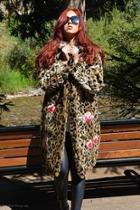  Embroidered Leopard Coat