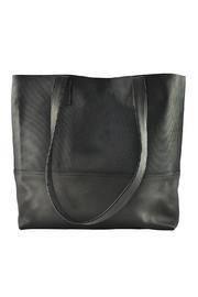  Breezy Leather Tote