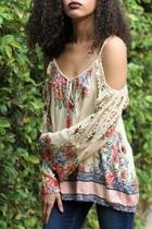  Crochet Tie Off-the-shoulder