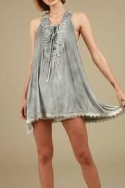 Ruffled Sleeveless Tank