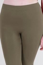  Capri Leggings - Plus-size