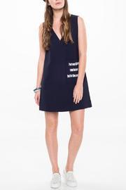  Sleeveless Avenue Dress