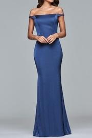 Simple Off-shoulder Gown