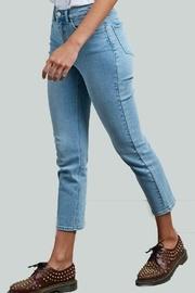  Girlfriend Ankle Jeans